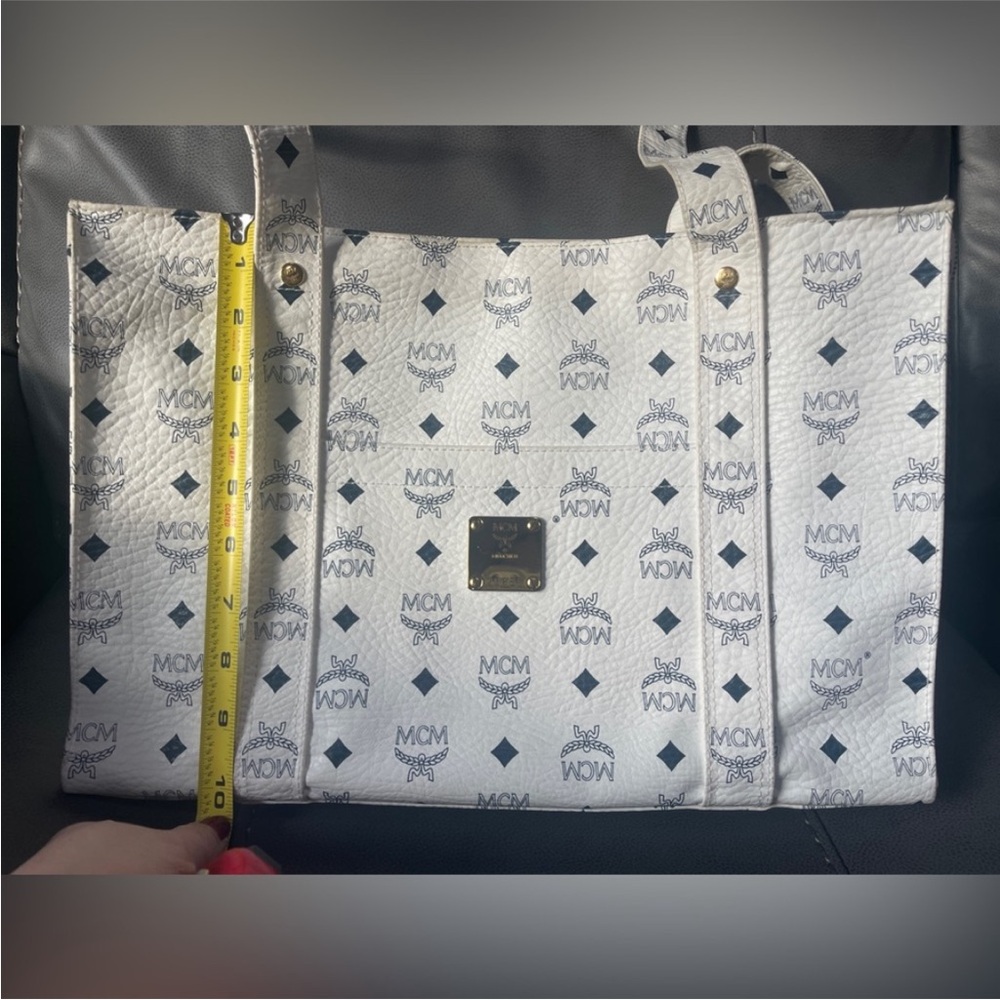 MCM Ivory and Ebony Tote Bag - Picture 8 of 12